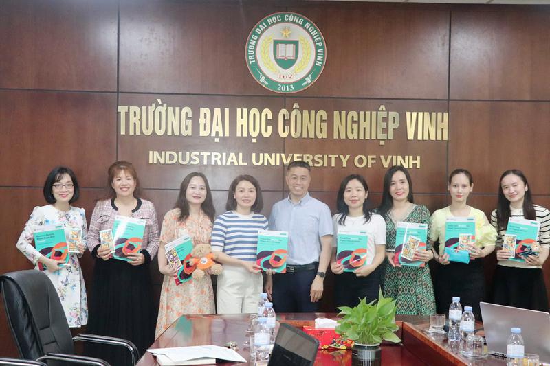 Trường Đại học Công nghiệp Vinh tham gia tập huấn Giám thị, Giám sát kỳ thi tiếng Anh Cambridge năm 2026